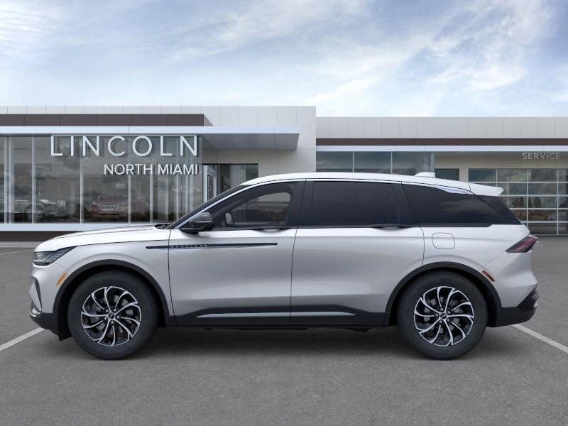 new 2025 Lincoln Nautilus car, priced at $48,574
