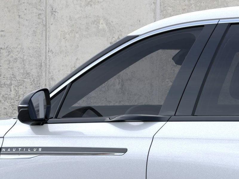 new 2025 Lincoln Nautilus car, priced at $53,330