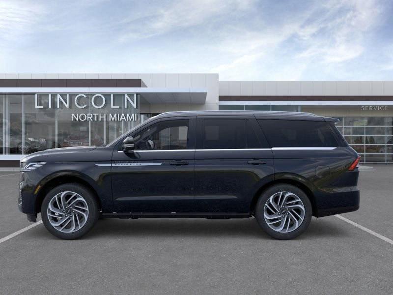 new 2025 Lincoln Navigator car, priced at $102,175