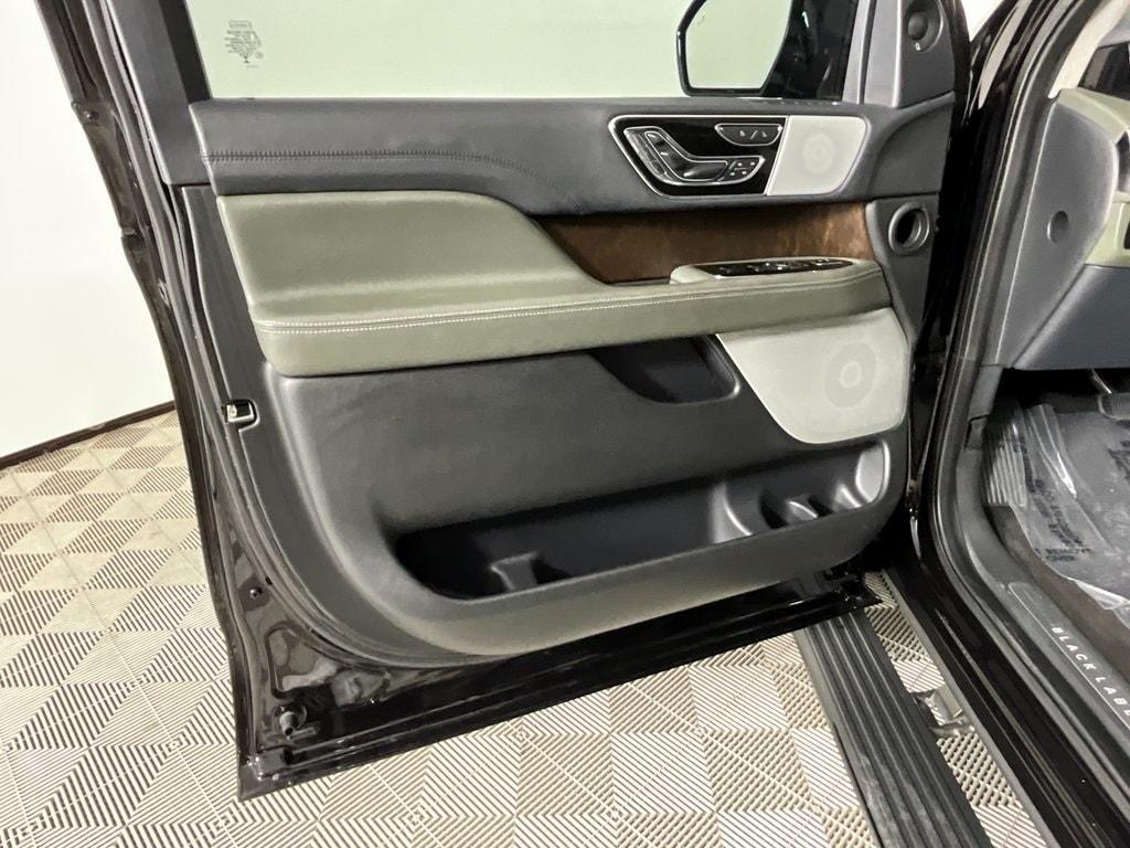 used 2023 Lincoln Navigator L car, priced at $72,489