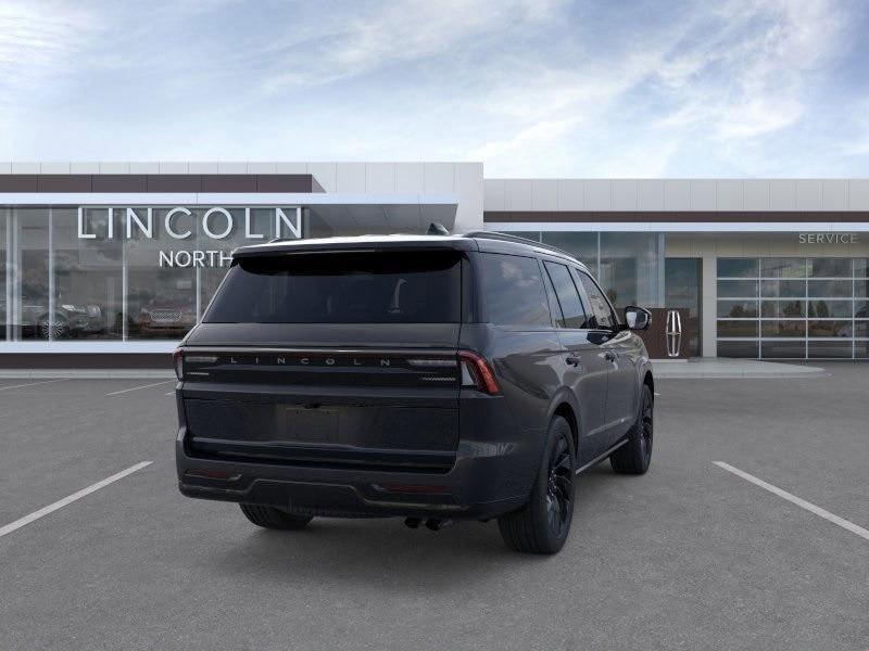 new 2025 Lincoln Navigator car, priced at $102,418