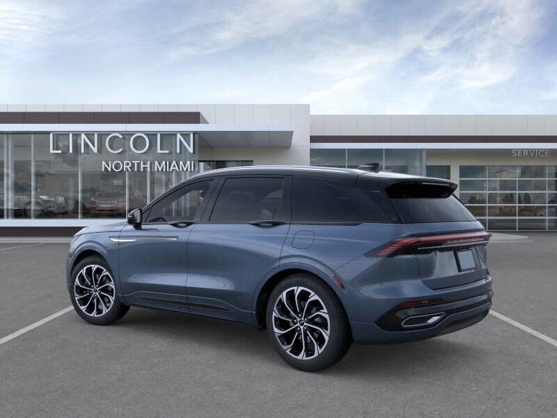 new 2025 Lincoln Nautilus car, priced at $61,429