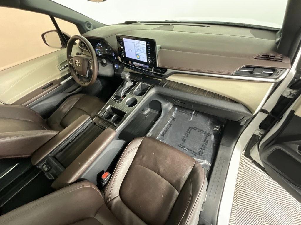 used 2022 Toyota Sienna car, priced at $46,492