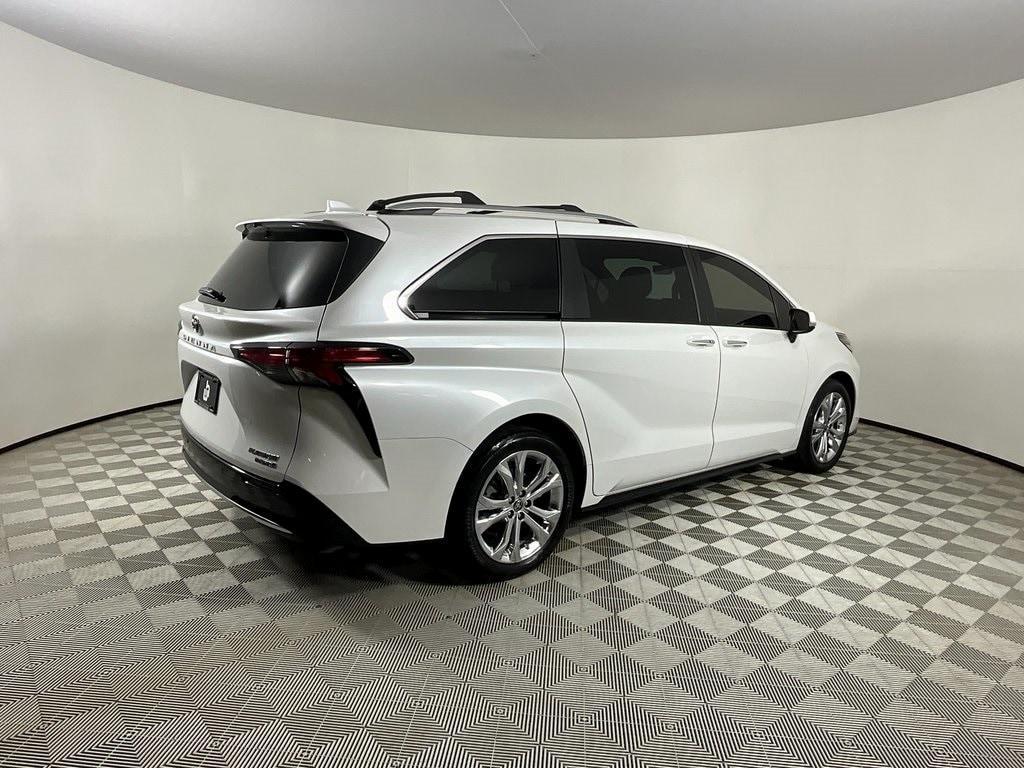 used 2022 Toyota Sienna car, priced at $46,492