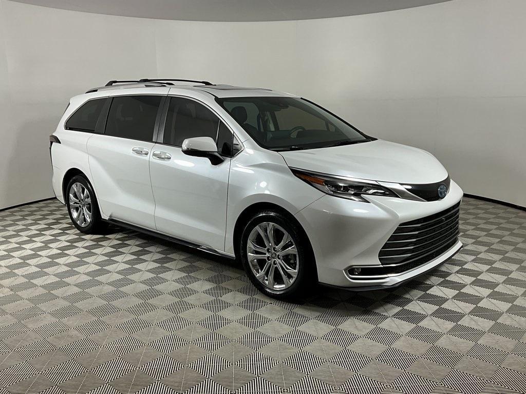 used 2022 Toyota Sienna car, priced at $46,492
