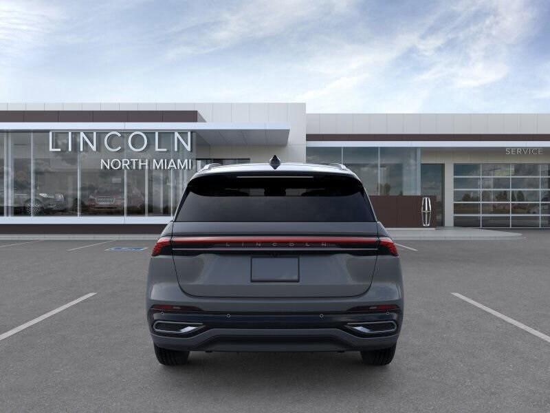 new 2025 Lincoln Nautilus car, priced at $58,816