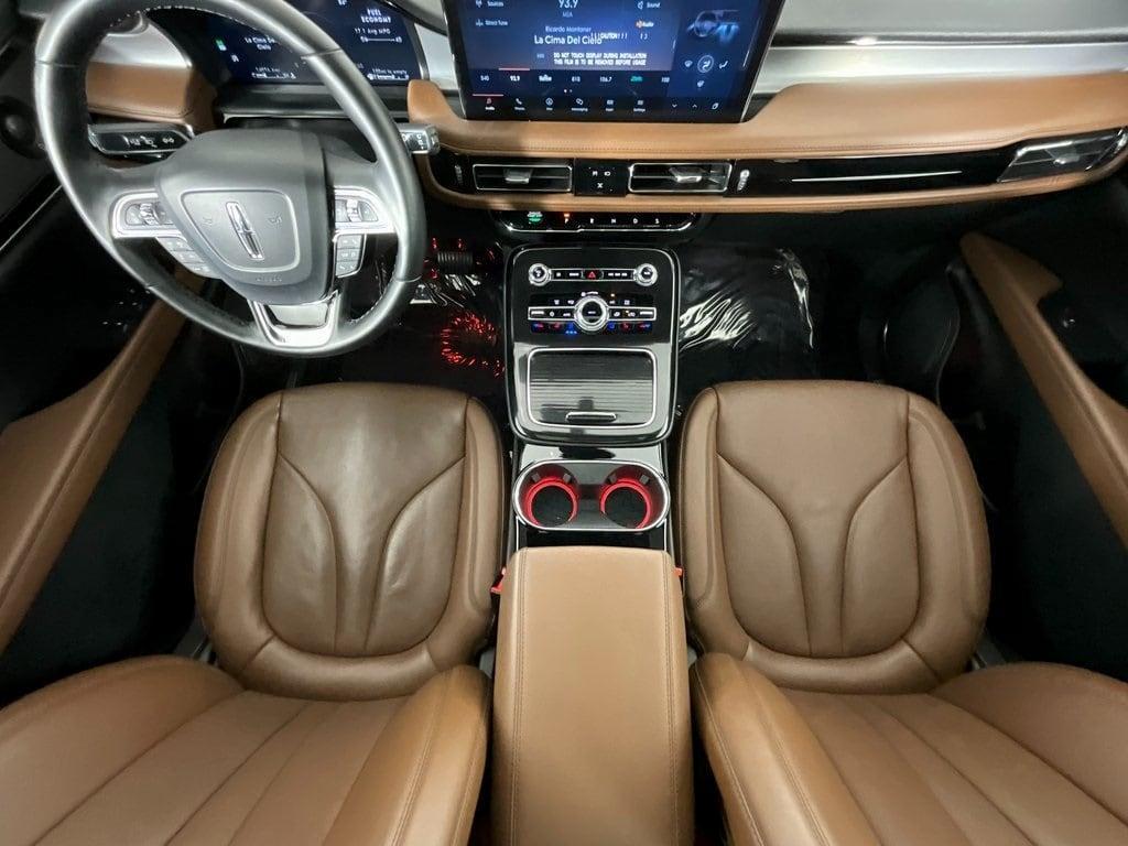 used 2023 Lincoln Nautilus car, priced at $35,992