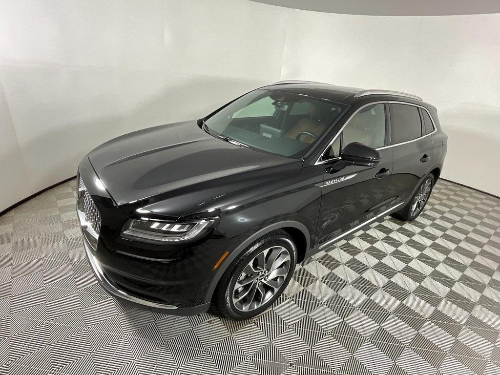 used 2023 Lincoln Nautilus car, priced at $36,997
