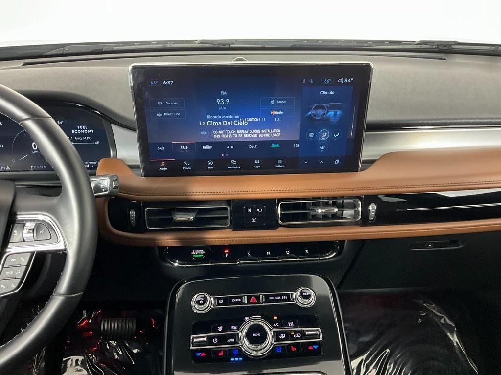 used 2023 Lincoln Nautilus car, priced at $36,997