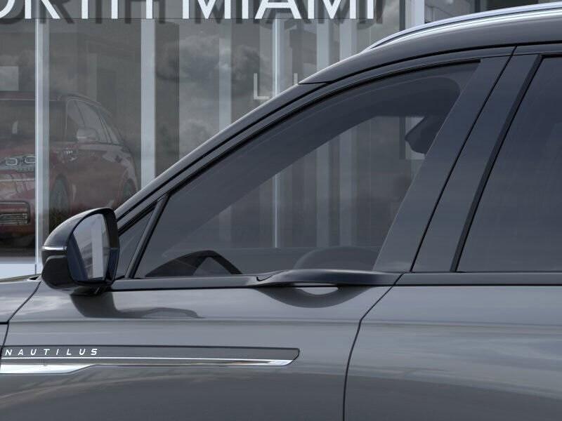new 2025 Lincoln Nautilus car, priced at $57,659