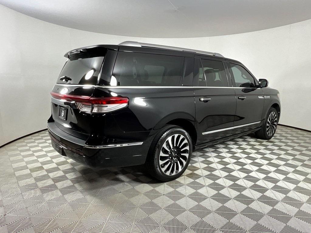 used 2024 Lincoln Navigator L car, priced at $91,891