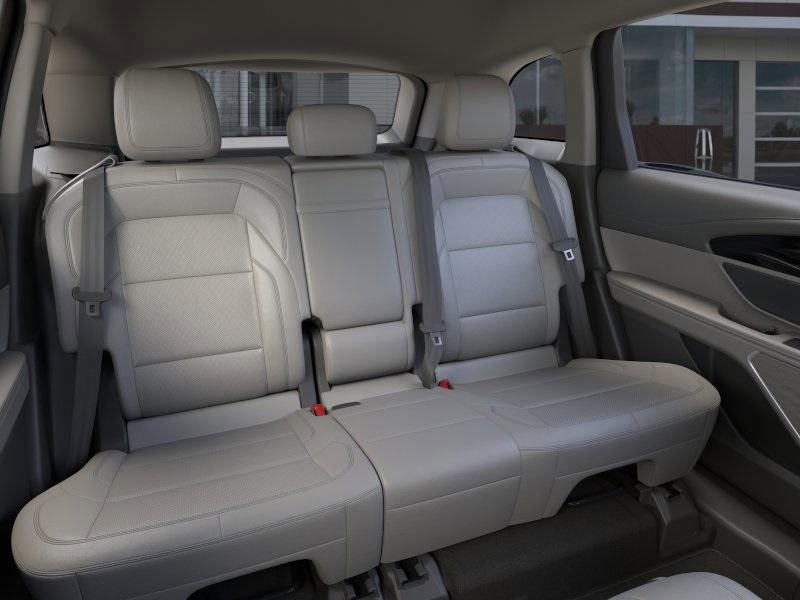 new 2025 Lincoln Nautilus car, priced at $50,256