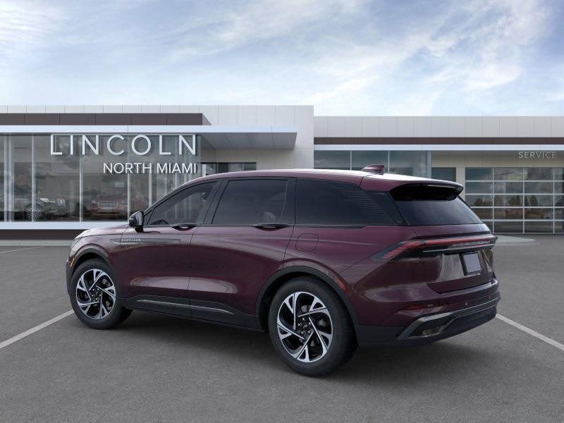 new 2025 Lincoln Nautilus car, priced at $53,404
