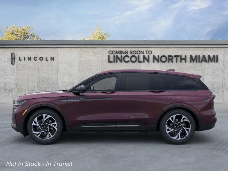 new 2025 Lincoln Nautilus car, priced at $53,404