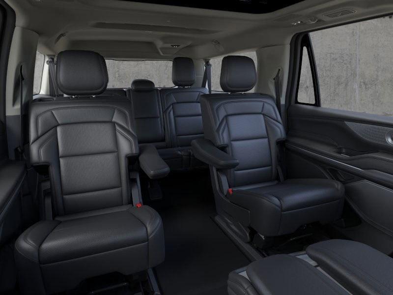 new 2025 Lincoln Navigator L car, priced at $105,730