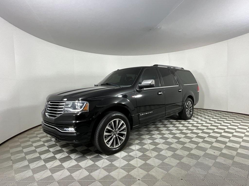 used 2016 Lincoln Navigator L car, priced at $13,695