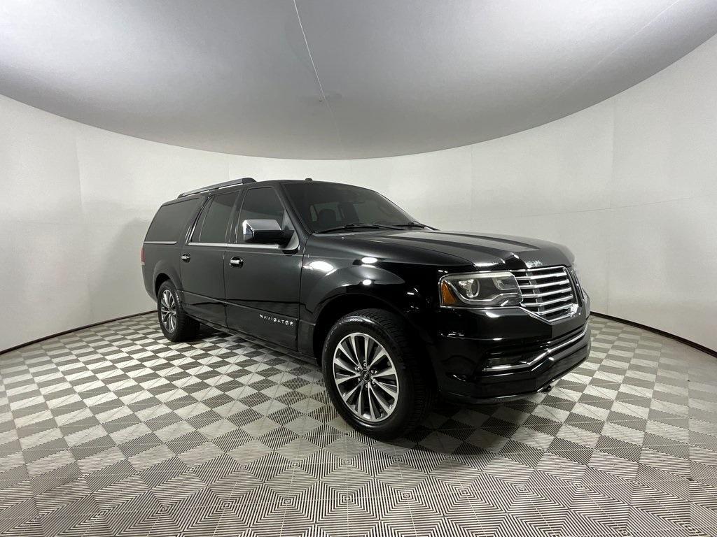 used 2016 Lincoln Navigator L car, priced at $13,695