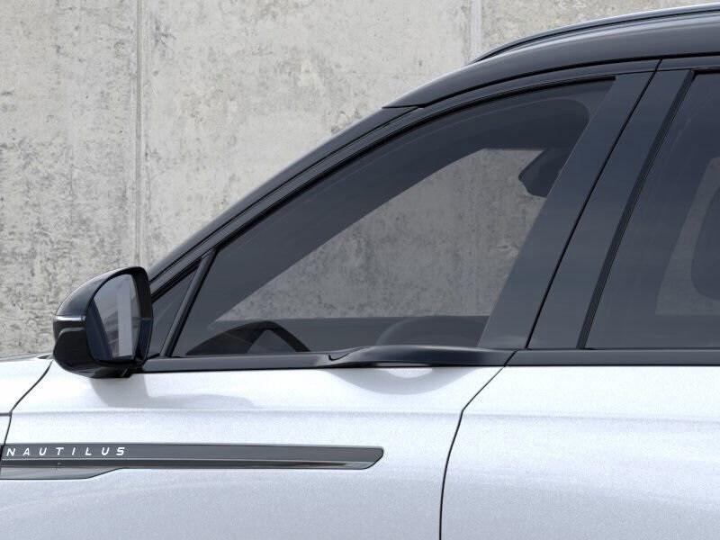 new 2025 Lincoln Nautilus car, priced at $62,269