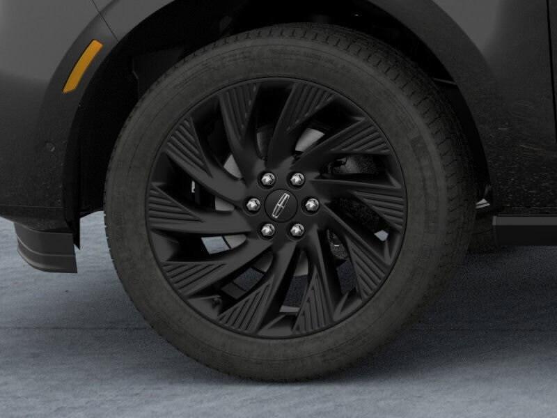 new 2025 Lincoln Navigator L car