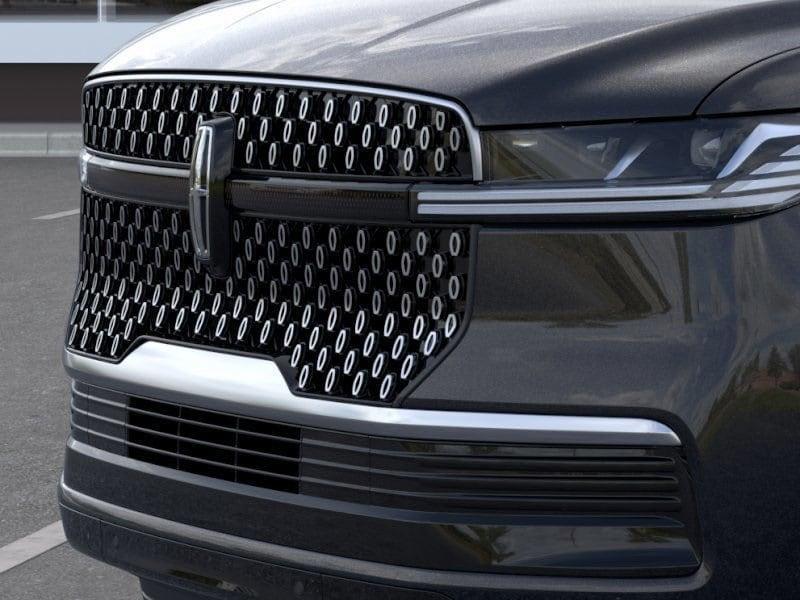 new 2025 Lincoln Navigator car, priced at $105,230