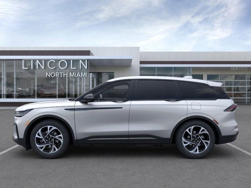 new 2025 Lincoln Nautilus car, priced at $52,774