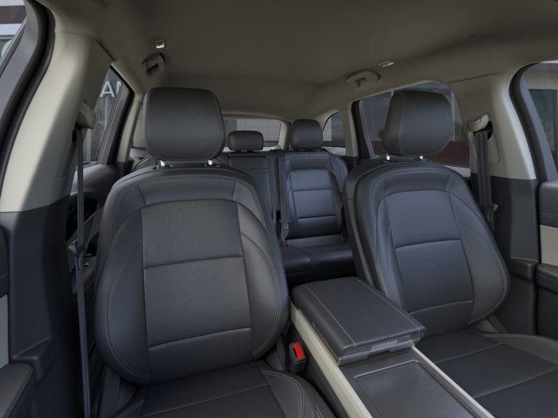 new 2025 Lincoln Nautilus car, priced at $50,047