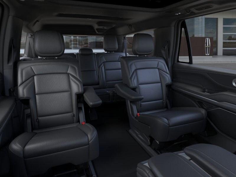 new 2025 Lincoln Navigator L car, priced at $107,980