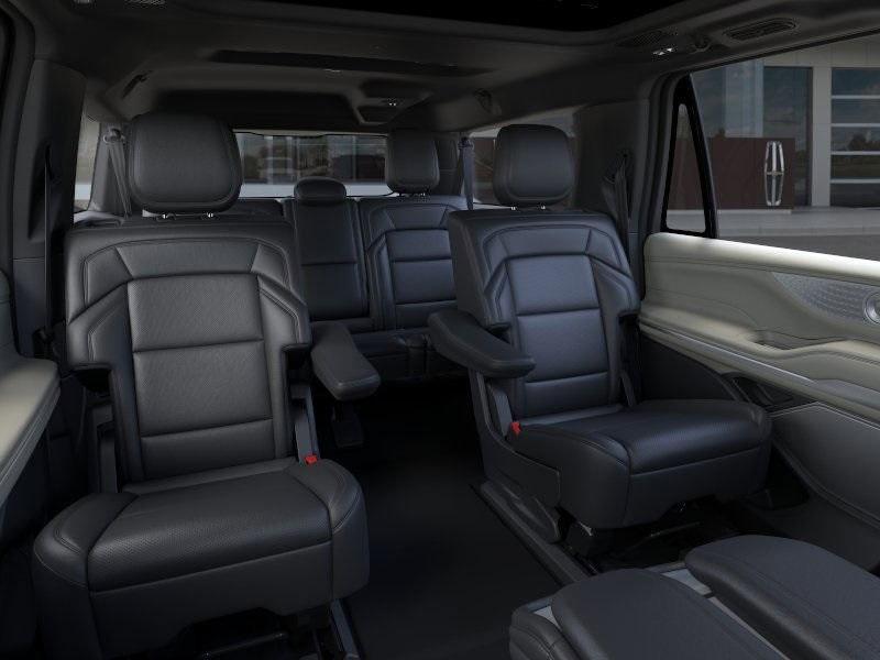 new 2025 Lincoln Navigator L car, priced at $107,980