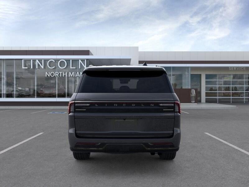 new 2025 Lincoln Navigator L car, priced at $108,730