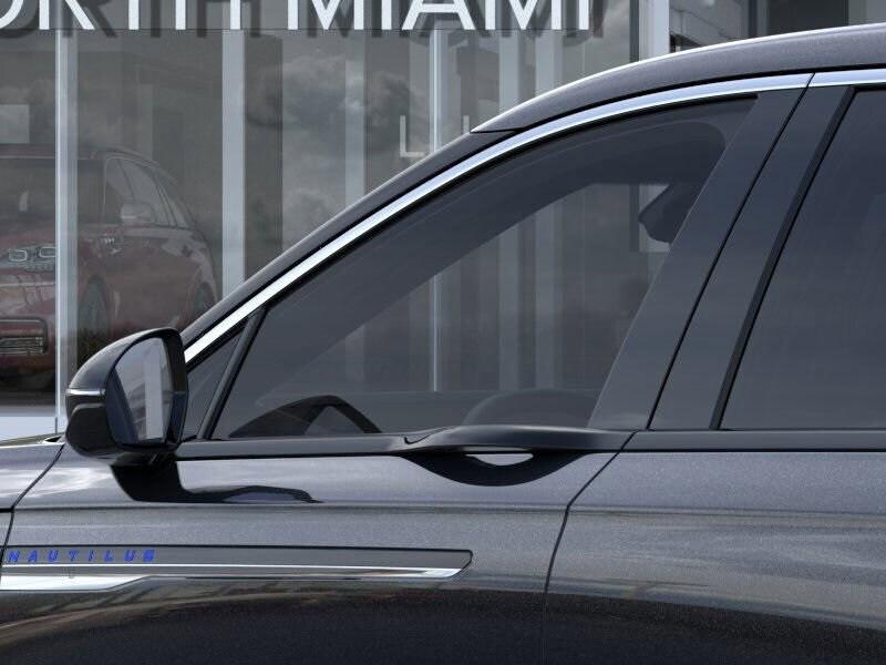 new 2025 Lincoln Nautilus car, priced at $50,467