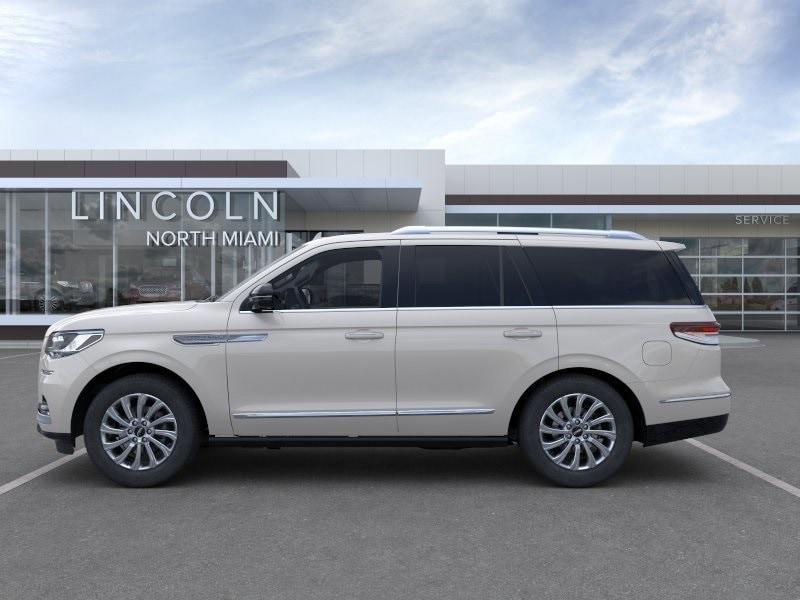 new 2024 Lincoln Navigator car, priced at $84,305