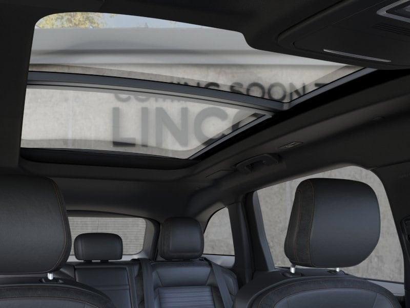 new 2025 Lincoln Nautilus car