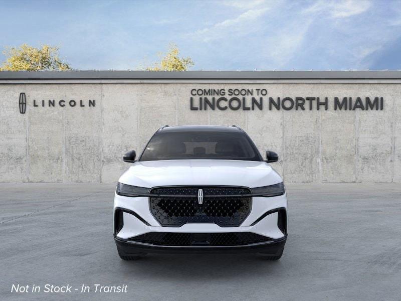 new 2025 Lincoln Nautilus car