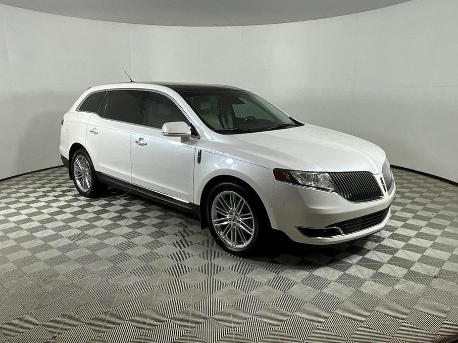 used 2015 Lincoln MKT car, priced at $10,891