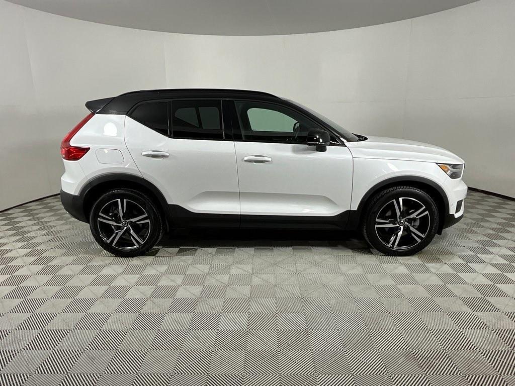 used 2019 Volvo XC40 car, priced at $22,448