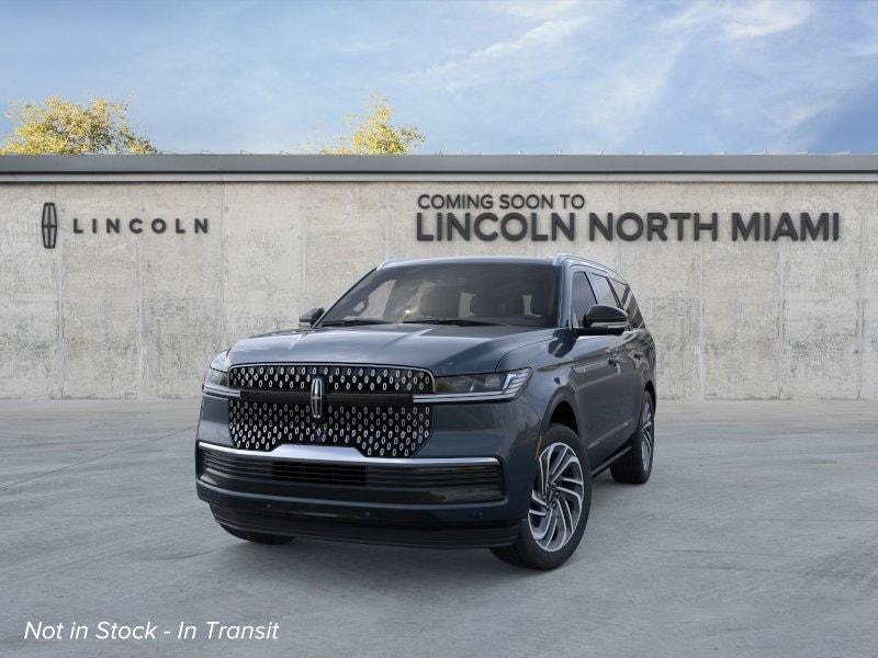new 2025 Lincoln Navigator car, priced at $102,940