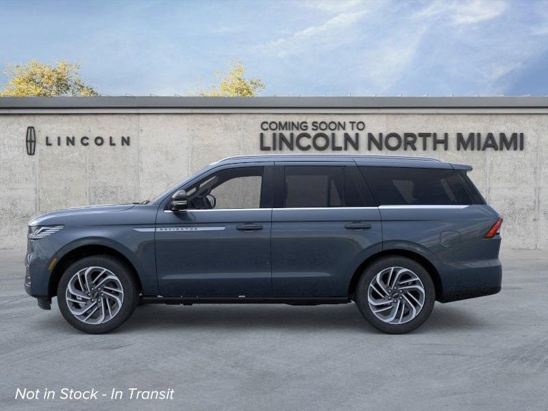 new 2025 Lincoln Navigator car, priced at $102,940