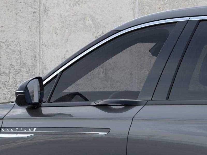 new 2025 Lincoln Nautilus car, priced at $52,346