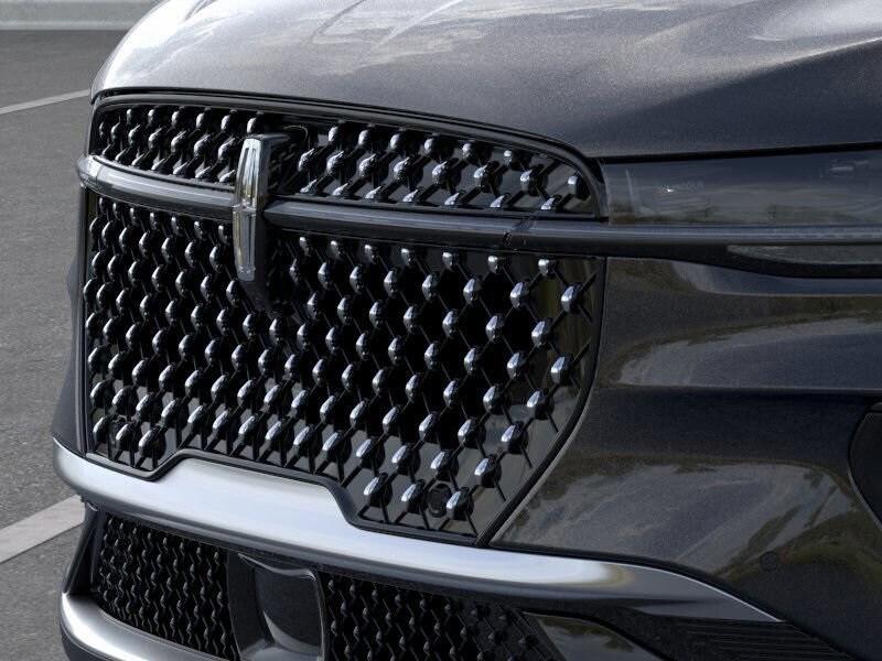 new 2025 Lincoln Nautilus car, priced at $48,574