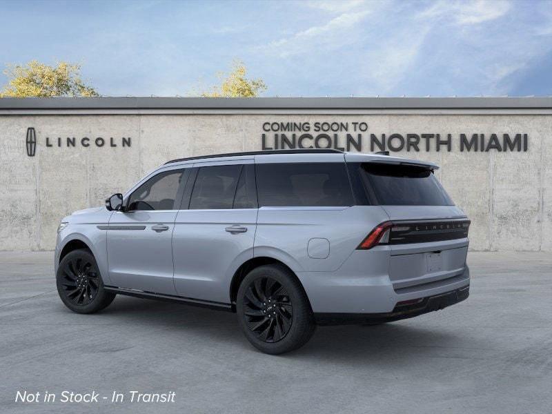 new 2025 Lincoln Navigator car, priced at $105,985