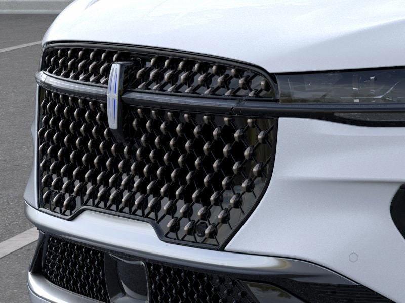 new 2025 Lincoln Nautilus car, priced at $71,056