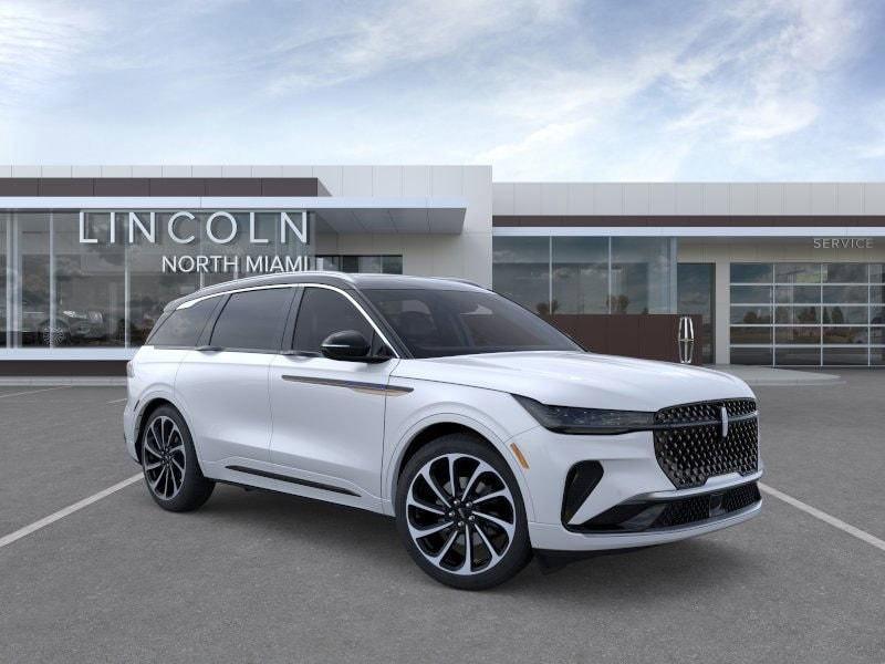 new 2025 Lincoln Nautilus car, priced at $71,056