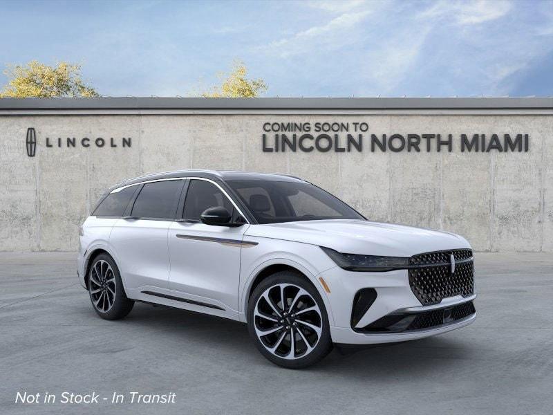 new 2025 Lincoln Nautilus car, priced at $71,056