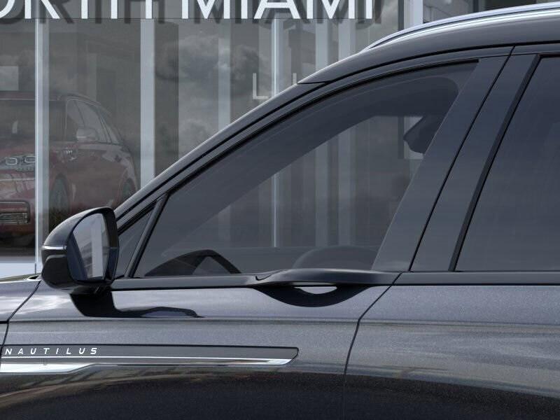 new 2025 Lincoln Nautilus car, priced at $56,399
