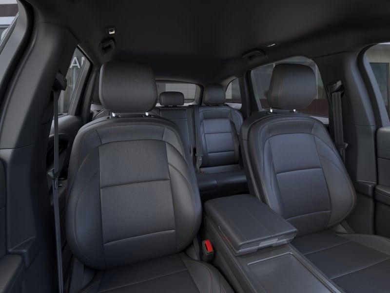 new 2025 Lincoln Nautilus car, priced at $53,404