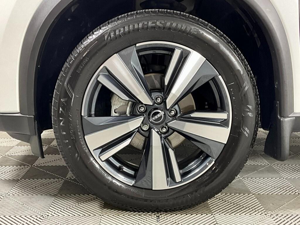 used 2024 Nissan Rogue car, priced at $30,991