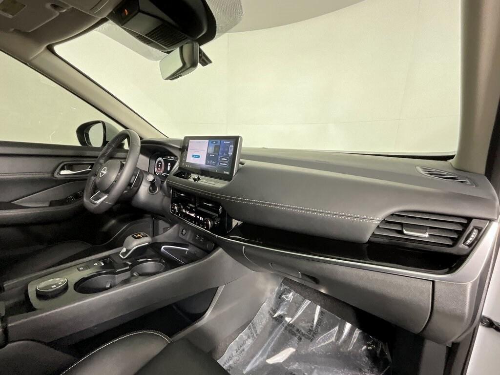 used 2024 Nissan Rogue car, priced at $30,991