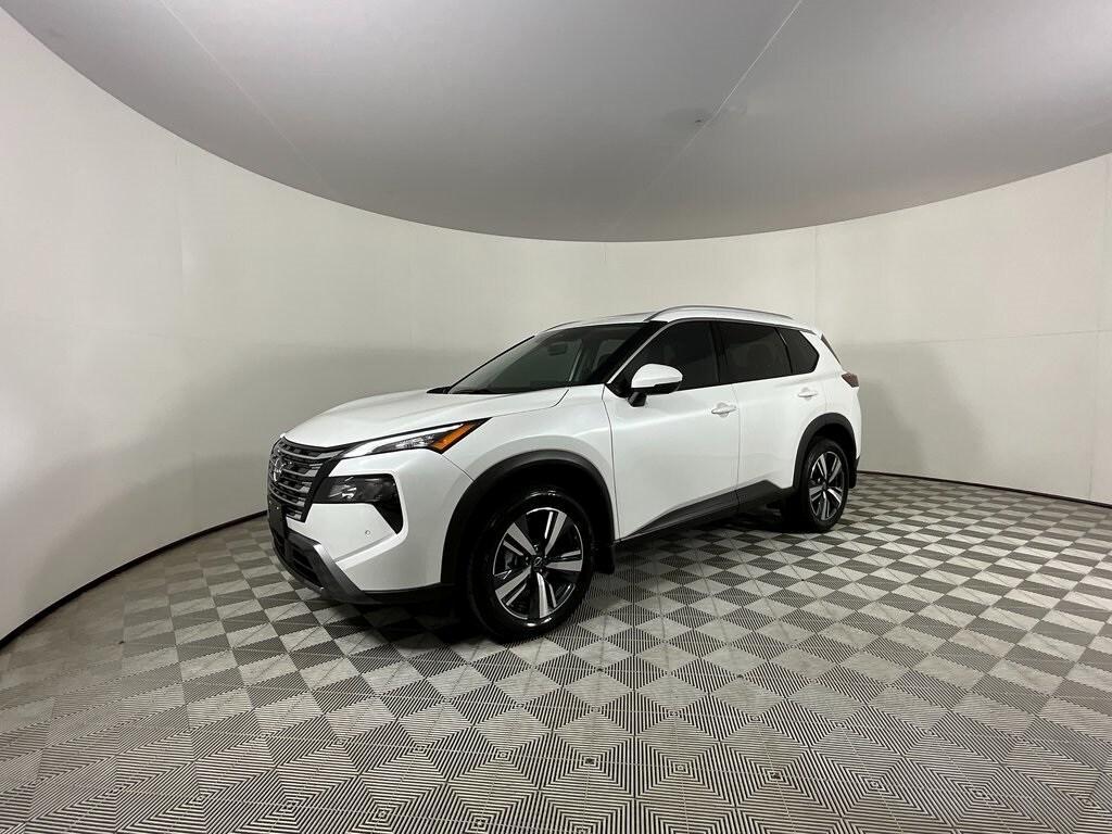 used 2024 Nissan Rogue car, priced at $30,991