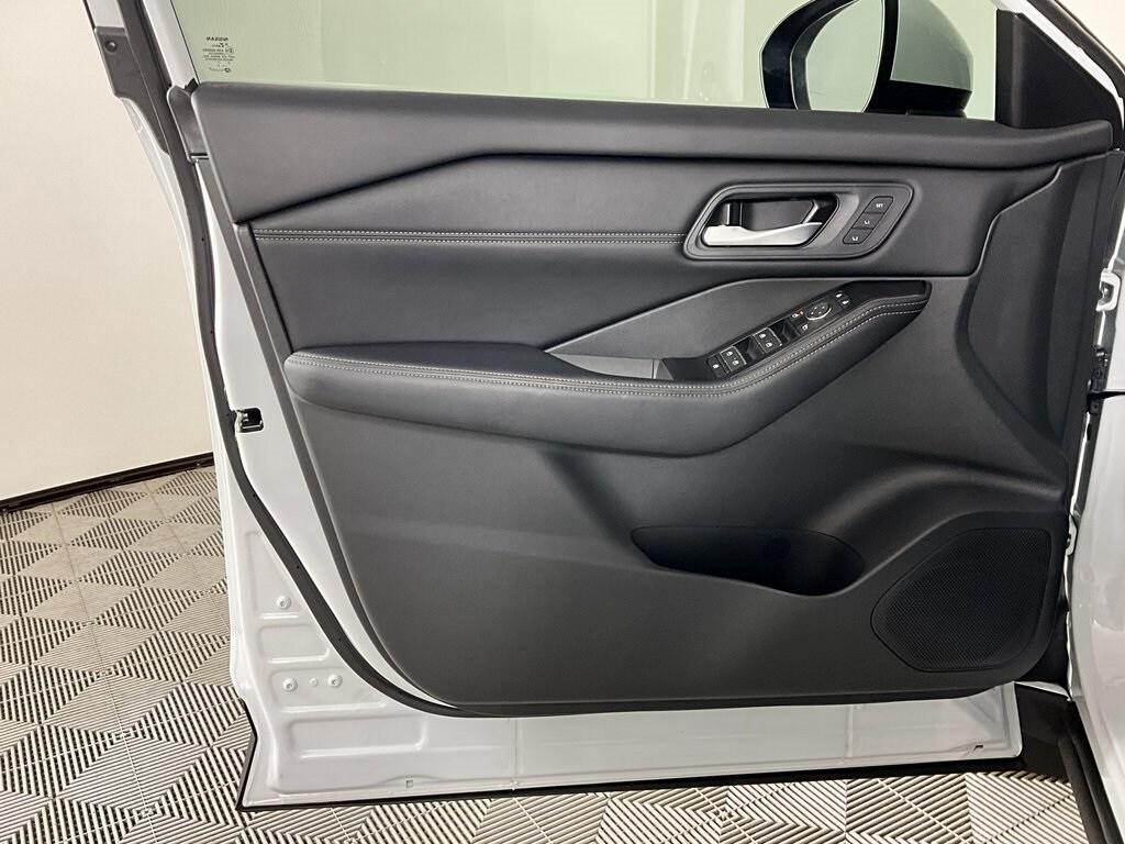 used 2024 Nissan Rogue car, priced at $30,991