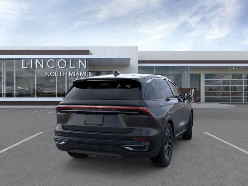 new 2025 Lincoln Nautilus car, priced at $50,360